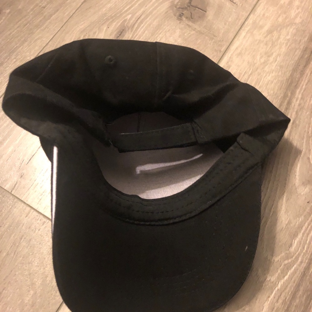 BTS SnapBack - Picture 2 of 3